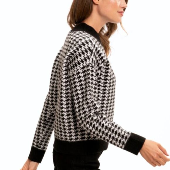 Threads 4 Thought LARGE Elexia Houndstooth Sweater - Pullover Crewneck Fluffy - Picture 4 of 12